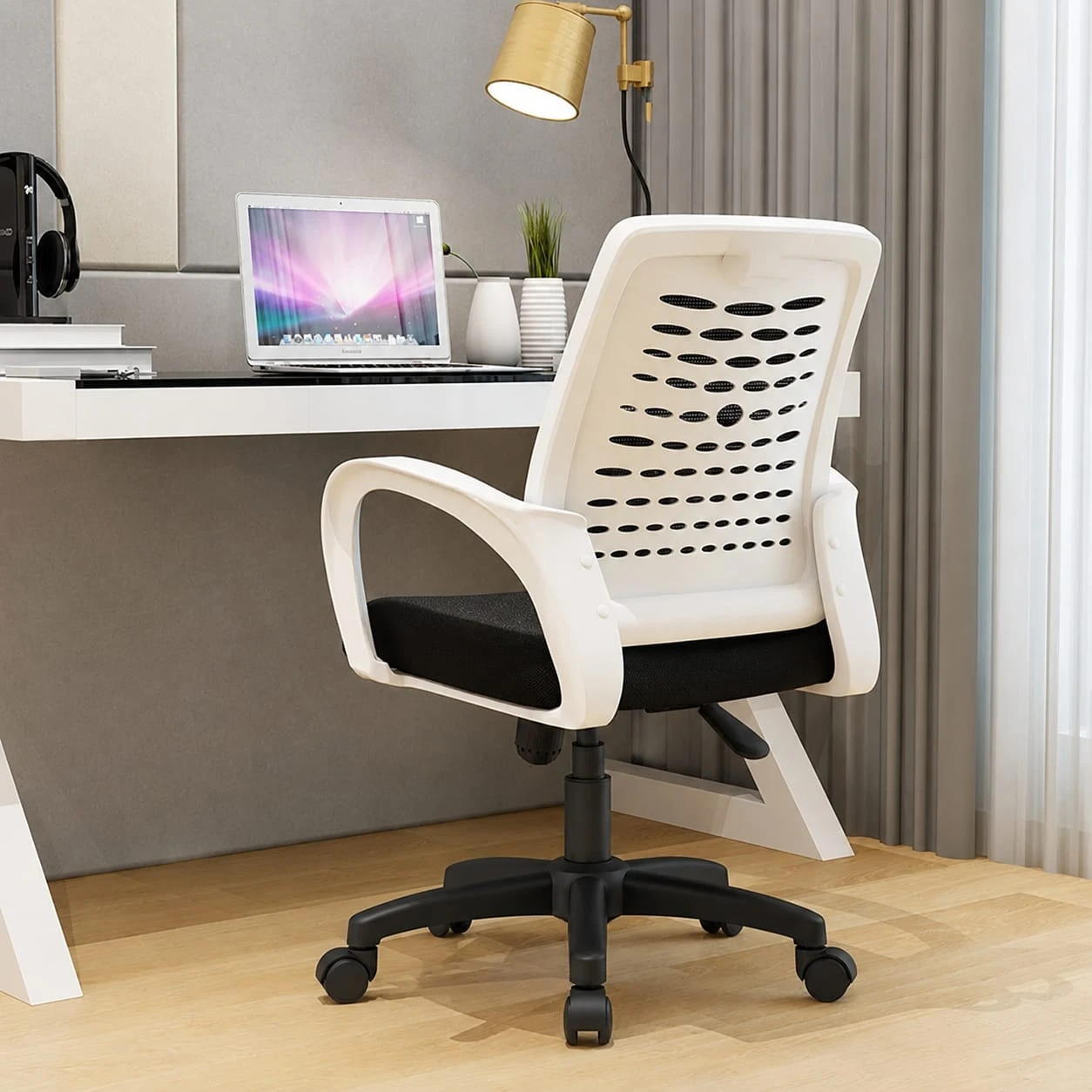 Comfortable Reception Staff & Visitor Chair